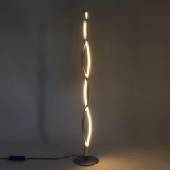 Lampadaire Design LED SAHARA En Métal Argenté -BRILLIANT Soldes Boutique lampadaire design led sahara en metal argente mantra l150229 6