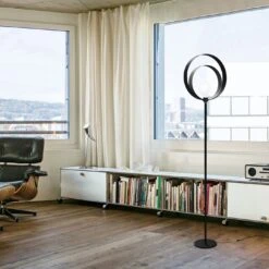 Lampadaire NUCLEO En Métal Noir