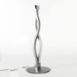 Lampe à Poser Design LED SAHARA En Métal Argenté -BRILLIANT Soldes Boutique lampe a poser design led sahara en metal argente mantra l150230 4