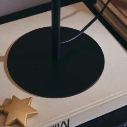 Lampe à Poser GLOOM En Métal Noir Mat Intérieur Or -BRILLIANT Soldes Boutique lampe a poser gloom en metal noir mat interieur or keria 1903372 5