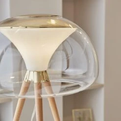 Lampe à Poser WALLY En Bois Naturel Et Verre Transparent 11 Lampe à Poser WALLY En Bois Naturel Et Verre Transparent -BRILLIANT Soldes Boutique lampe a poser wally en bois naturel et verre transparent laurie 2009664 3