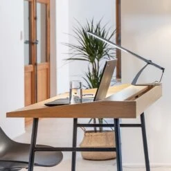 Lampe De Bureau LED HELM En Plastique Et Aluminium Gris