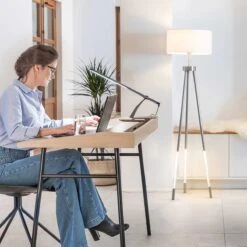 Lampe De Bureau LED HELM En Plastique Et Aluminium Gris -BRILLIANT Soldes Boutique lampe de bureau led helm en plastique et aluminium gris keria 1906861 6